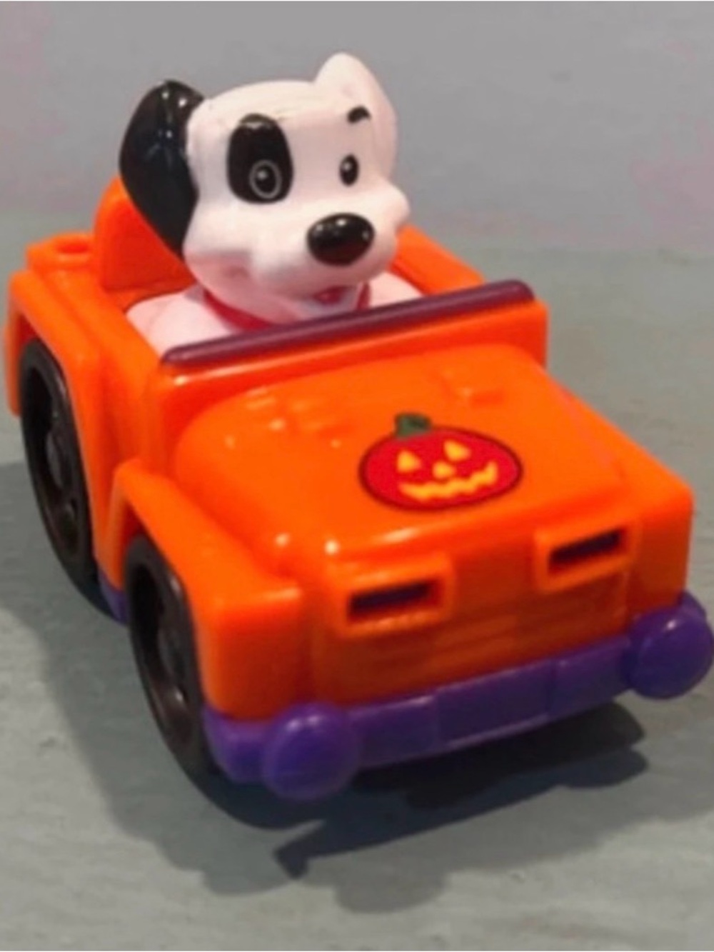 Halloween 101 dalmation wheelie with pumpkin